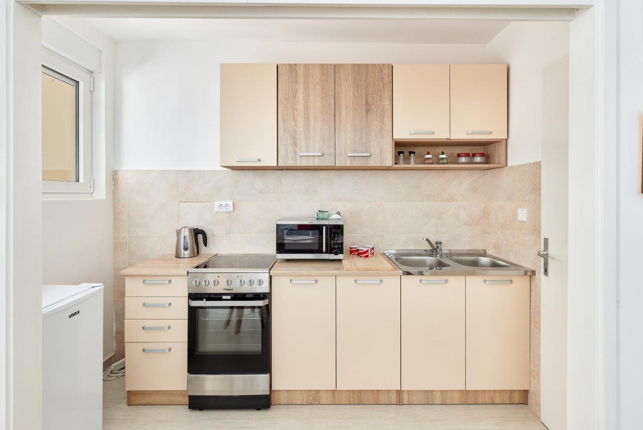 Apartment Pavle Котор Екстериор снимка